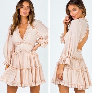 NWT 💞 PRINCESS POLLY MELINA DRESS BLUSH RUFFLE